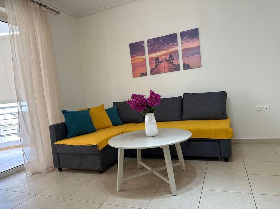 Riviera Beach, Seaside Spacious Apt. أنافيسوس المظهر الخارجي الصورة